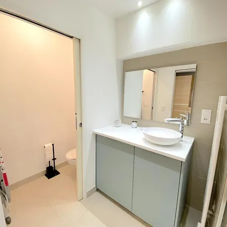 T2 Neuf Centre Avec Garage * Sanary-sur-Mer